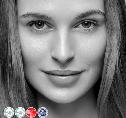 Zabiegi Environ na twarz - zdjęcie twarzy kobiety